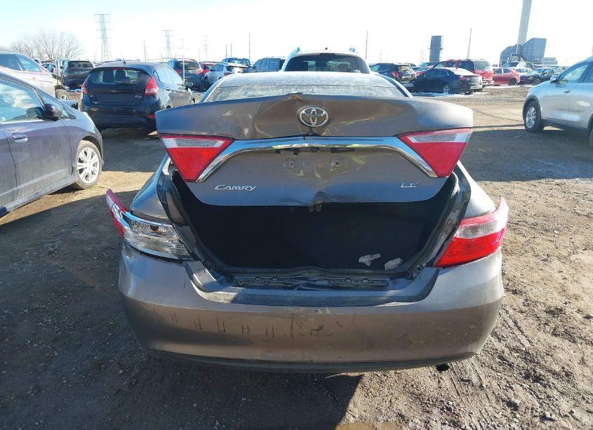Photo 16 of 2017 Toyota Camry LE (VIN 4T1BF1FK1HU706058)