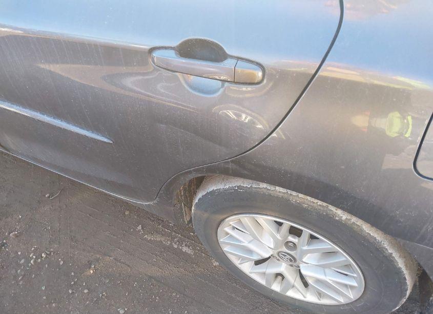 Photo 17 of 2017 Toyota Camry LE (VIN 4T1BF1FK1HU706058)