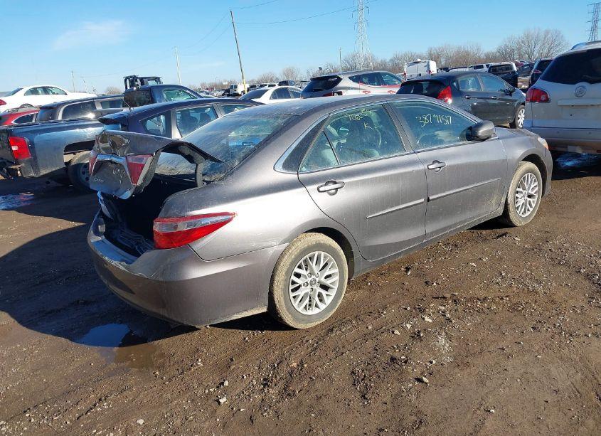 Photo 4 of 2017 Toyota Camry LE (VIN 4T1BF1FK1HU706058)