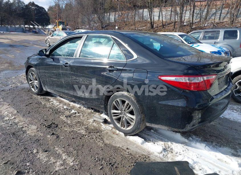 Photo 3 of 2017 Toyota Camry SE (VIN 4T1BF1FK1HU712202)