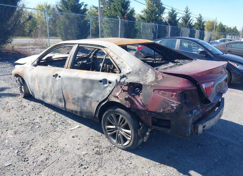 Photo 3 of 2017 Toyota Camry SE (VIN 4T1BF1FK1HU714287)