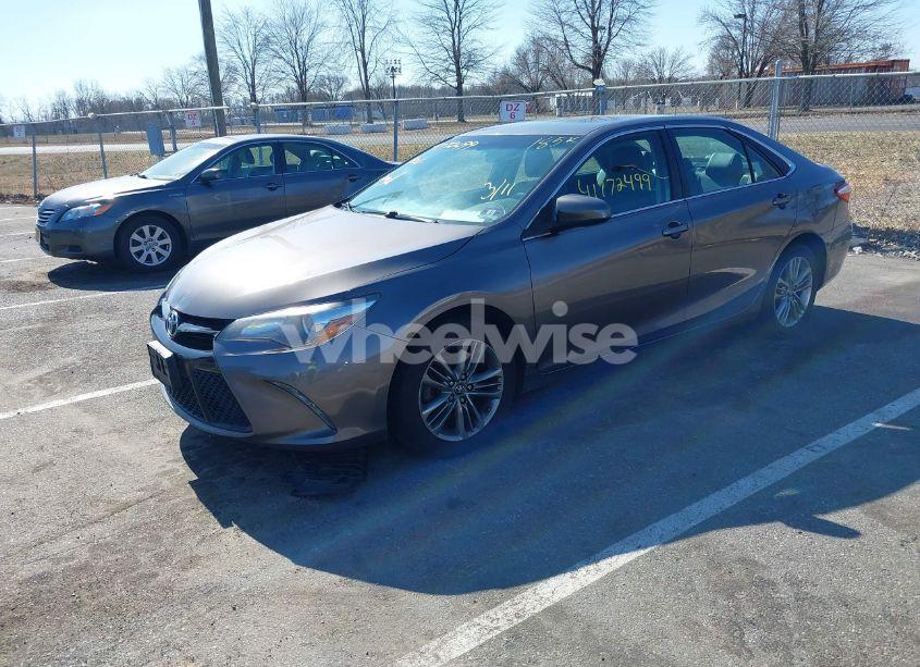 Photo 2 of 2017 Toyota Camry SE (VIN 4T1BF1FK1HU717237)