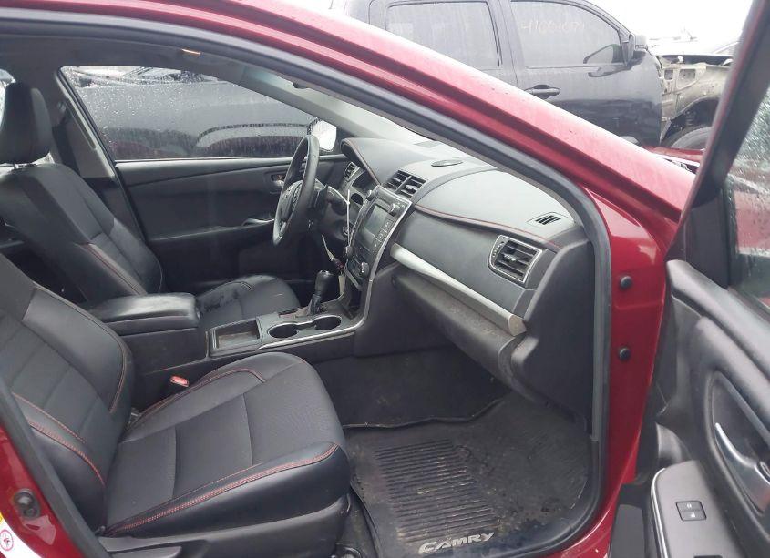 Photo 5 of 2017 Toyota Camry SE (VIN 4T1BF1FK1HU730019)