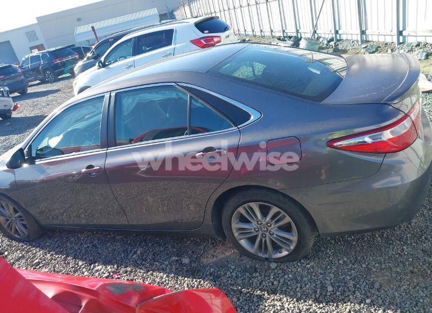 Photo 15 of 2017 Toyota Camry SE (VIN 4T1BF1FK1HU732658)