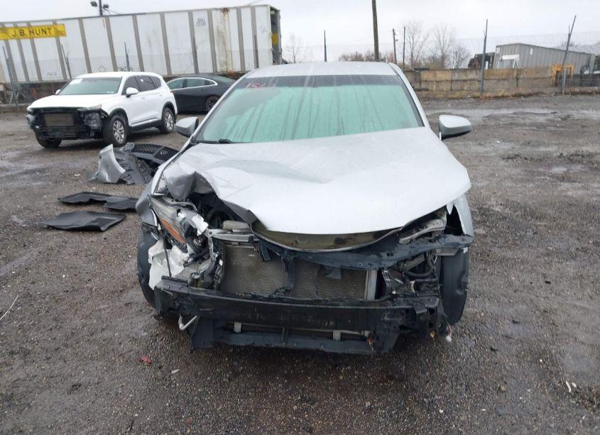 Photo 11 of 2017 Toyota Camry SE (VIN 4T1BF1FK1HU757575)