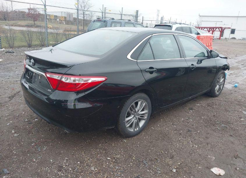 Photo 4 of 2017 Toyota Camry SE (VIN 4T1BF1FK1HU765336)