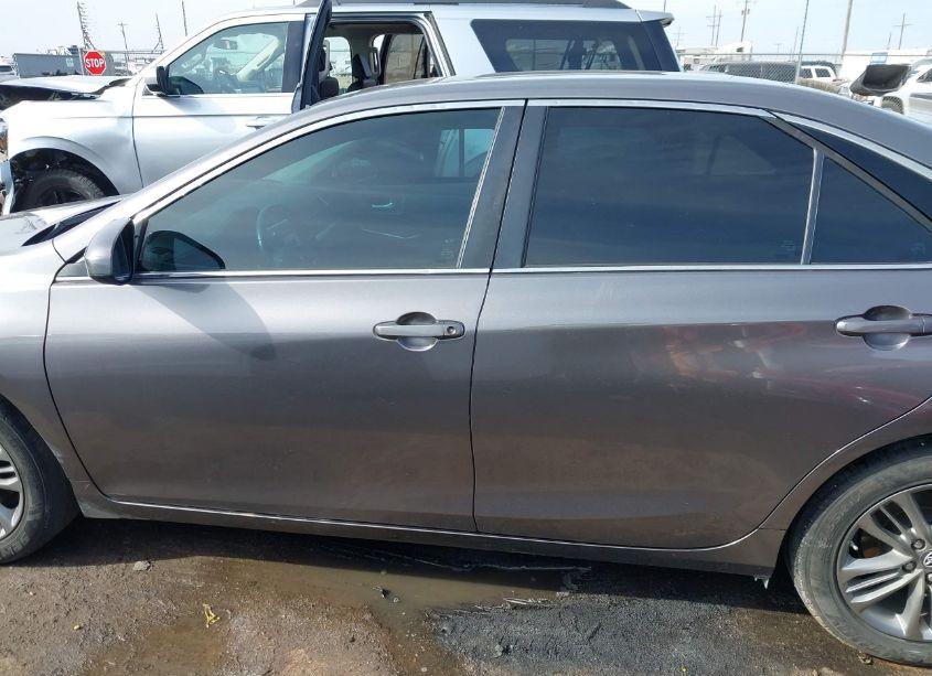 Photo 14 of 2017 Toyota Camry SE (VIN 4T1BF1FK1HU793105)