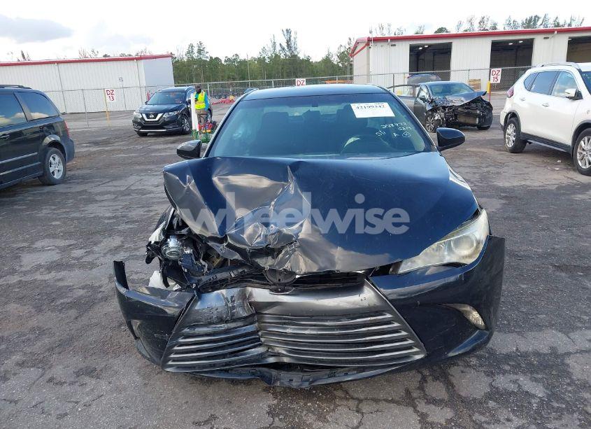 Photo 6 of 2017 Toyota Camry LE (VIN 4T1BF1FK1HU805219)