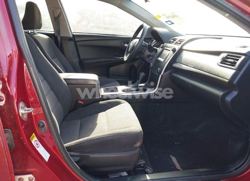 Photo 5 of 2017 Toyota Camry LE (VIN 4T1BF1FK1HU811750)