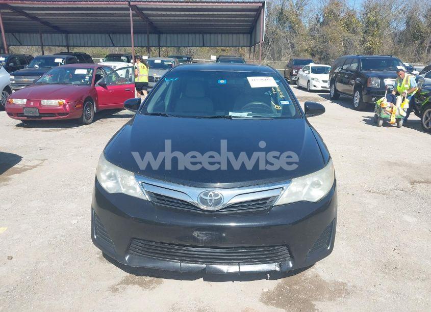 Photo 12 of 2012 Toyota Camry LE (VIN 4T1BF1FK2CU030812)