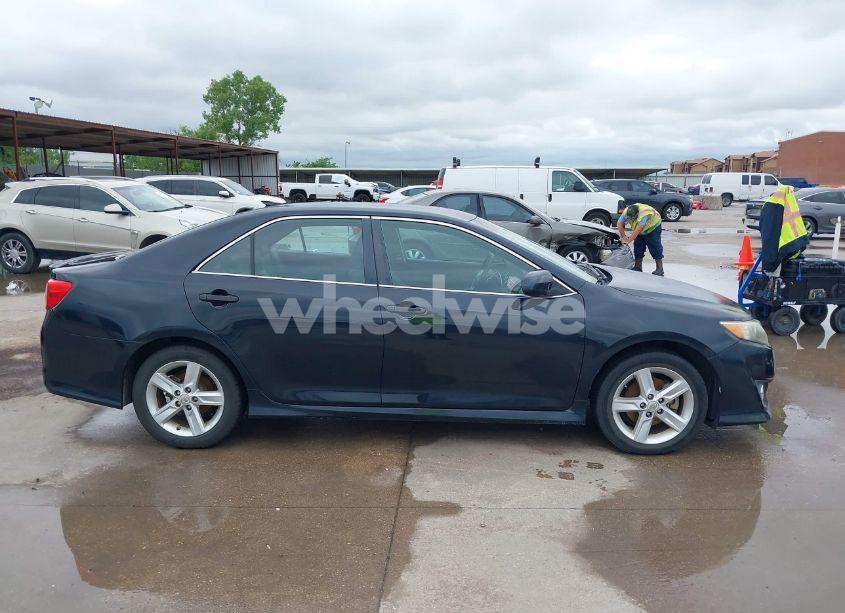 Photo 13 of 2012 Toyota Camry SE (VIN 4T1BF1FK2CU031894)