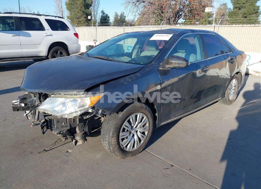 Photo 2 of 2012 Toyota Camry LE (VIN 4T1BF1FK2CU032057)