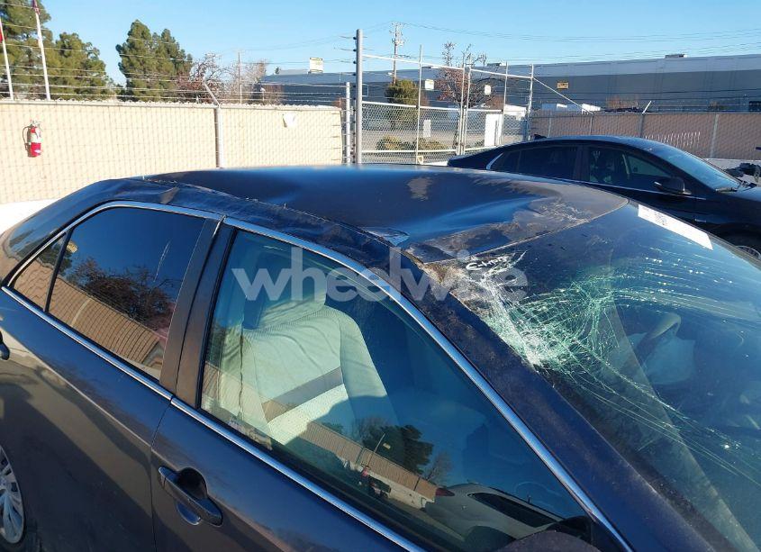 Photo 6 of 2012 Toyota Camry LE (VIN 4T1BF1FK2CU032057)