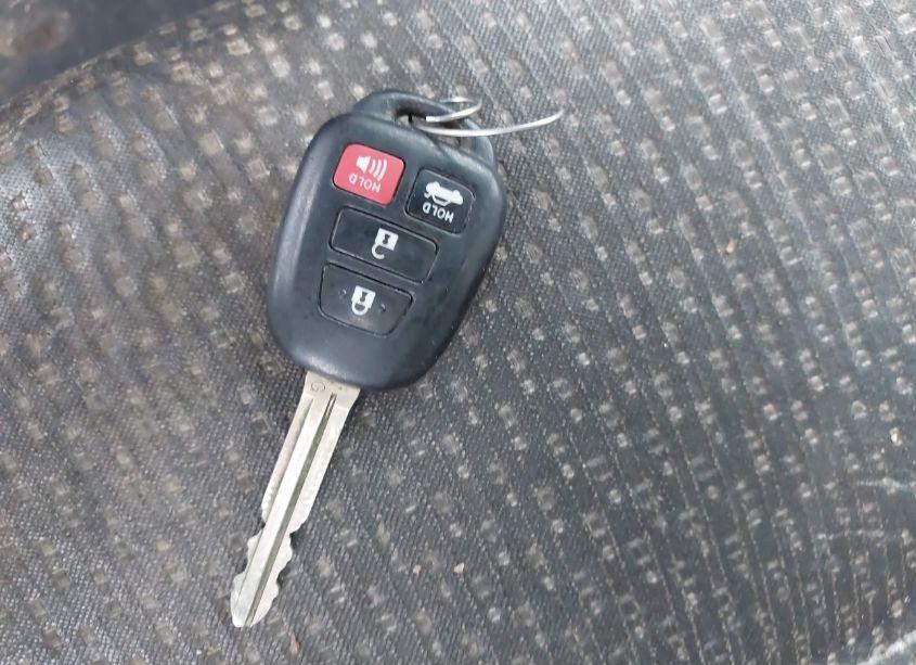 Photo 11 of 2012 Toyota Camry LE (VIN 4T1BF1FK2CU035511)