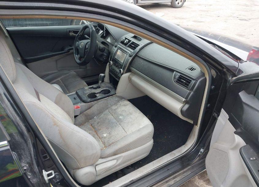 Photo 5 of 2012 Toyota Camry LE (VIN 4T1BF1FK2CU035511)