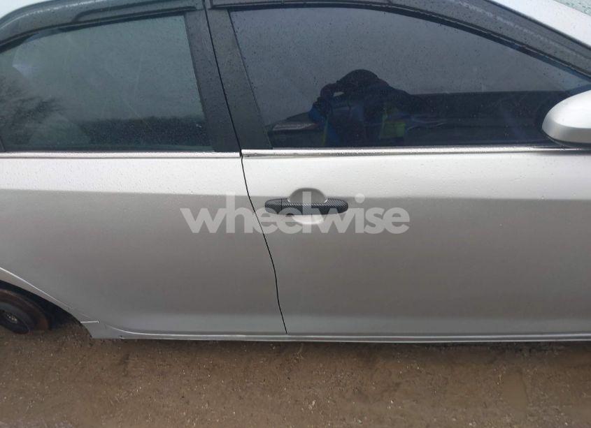 Photo 13 of 2012 Toyota Camry LE (VIN 4T1BF1FK2CU037453)