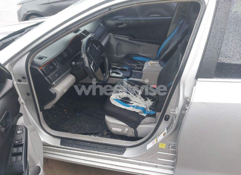 Photo 5 of 2012 Toyota Camry LE (VIN 4T1BF1FK2CU037453)