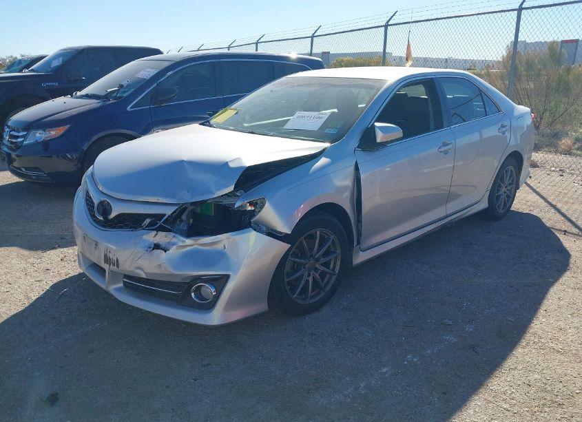 Photo 2 of 2012 Toyota Camry SE (VIN 4T1BF1FK2CU074874)
