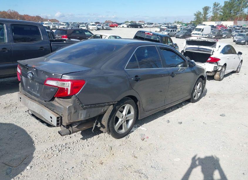 Photo 4 of 2012 Toyota Camry SE (VIN 4T1BF1FK2CU077581)