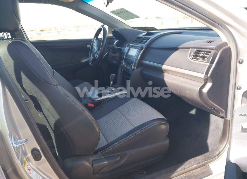 Photo 5 of 2012 Toyota Camry SE (VIN 4T1BF1FK2CU089164)