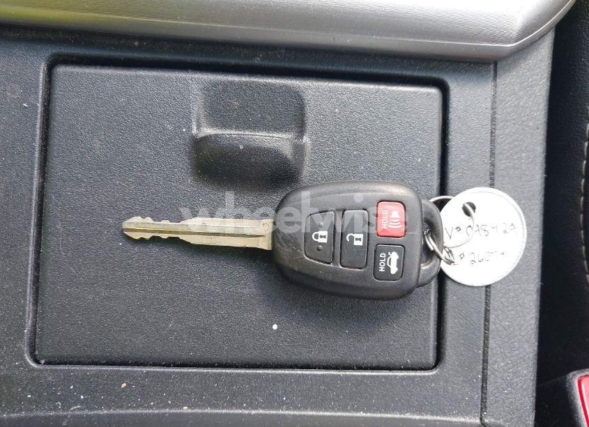 Photo 11 of 2012 Toyota Camry SE (VIN 4T1BF1FK2CU098429)