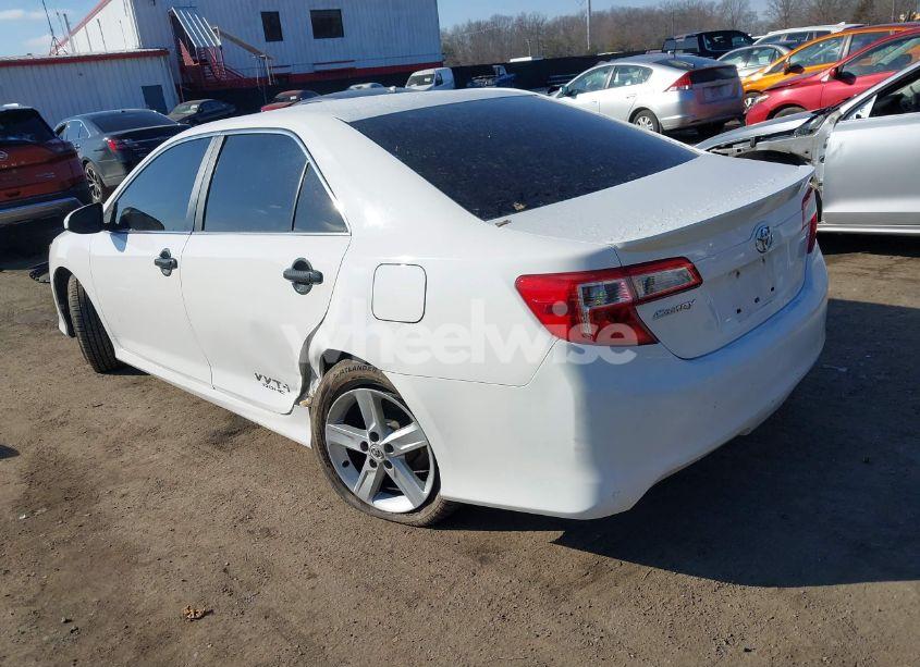 Photo 3 of 2012 Toyota Camry SE (VIN 4T1BF1FK2CU120882)