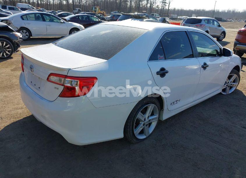 Photo 4 of 2012 Toyota Camry SE (VIN 4T1BF1FK2CU120882)