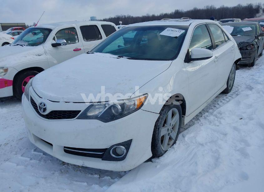 Photo 2 of 2012 Toyota Camry SE (VIN 4T1BF1FK2CU121031)