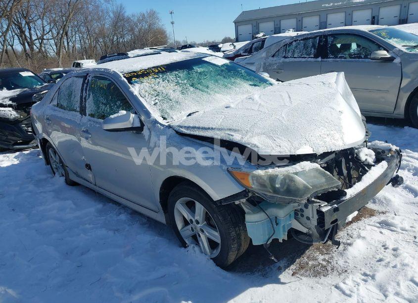 2012 Toyota Camry SE (VIN 4T1BF1FK2CU121420) main photo
