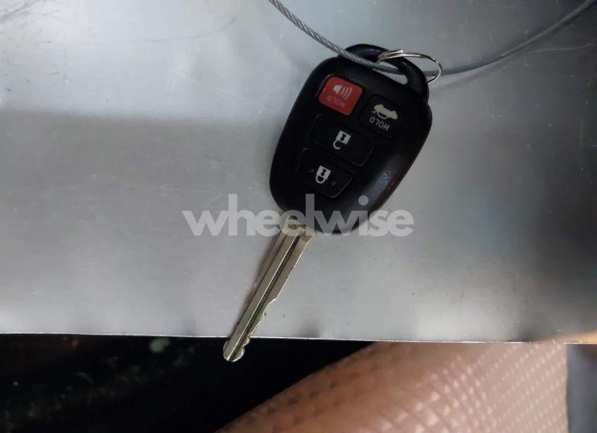 Photo 11 of 2012 Toyota Camry SE (VIN 4T1BF1FK2CU125998)