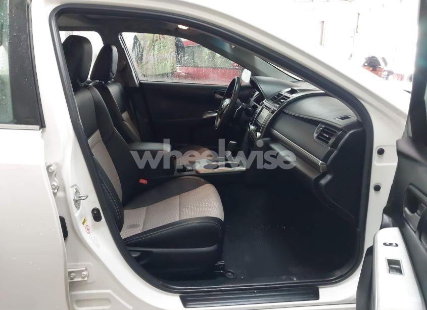 Photo 5 of 2012 Toyota Camry SE (VIN 4T1BF1FK2CU125998)