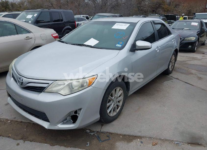 Photo 2 of 2012 Toyota Camry LE (VIN 4T1BF1FK2CU127895)