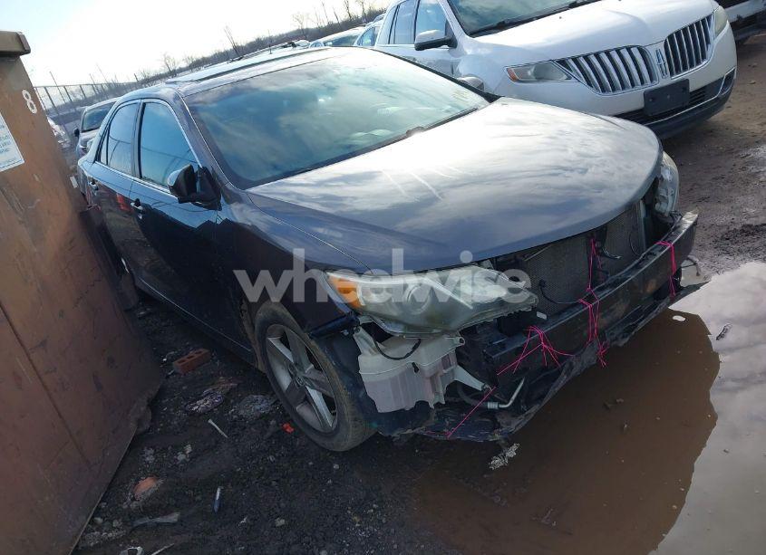 2012 Toyota Camry SE (VIN 4T1BF1FK2CU132658) main photo