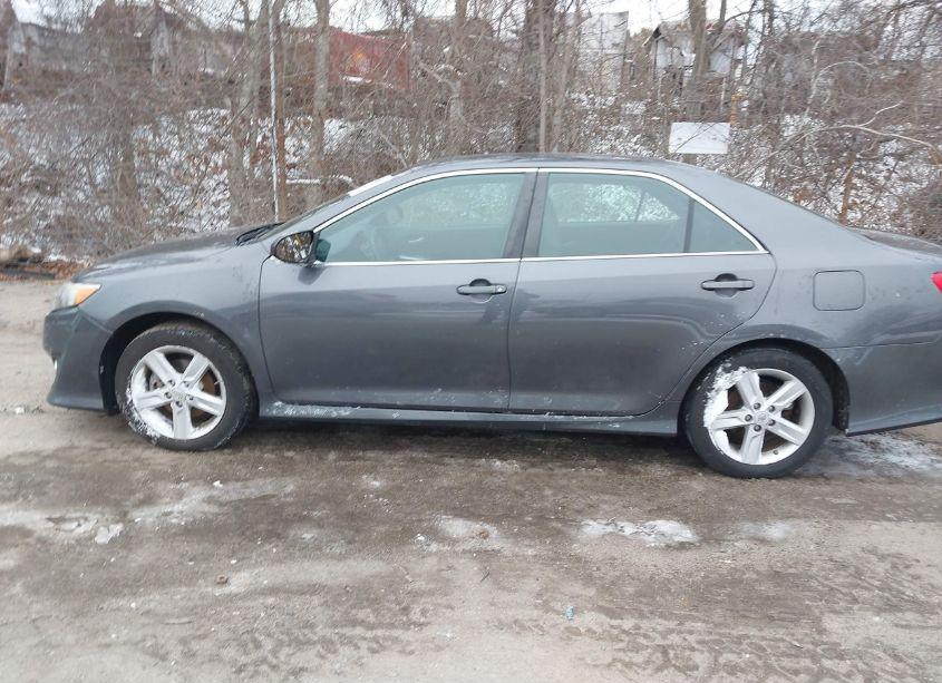 Photo 14 of 2012 Toyota Camry SE (VIN 4T1BF1FK2CU147290)