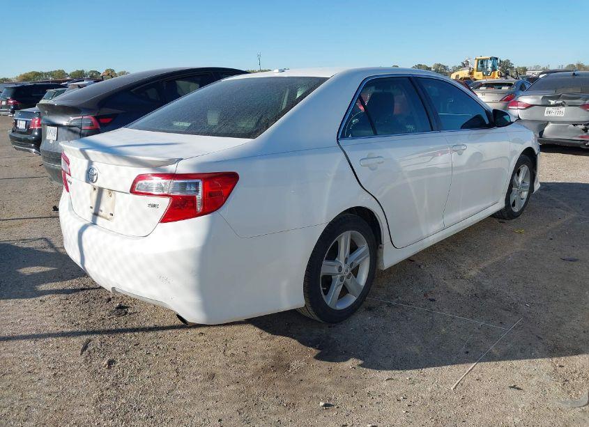 Photo 4 of 2012 Toyota Camry SE (VIN 4T1BF1FK2CU149427)