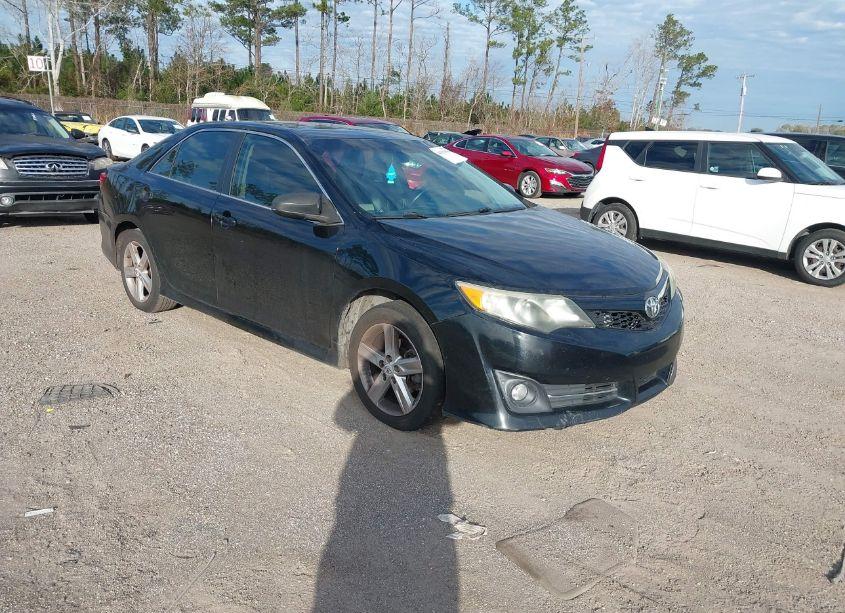 2012 Toyota Camry SE (VIN 4T1BF1FK2CU179110) main photo