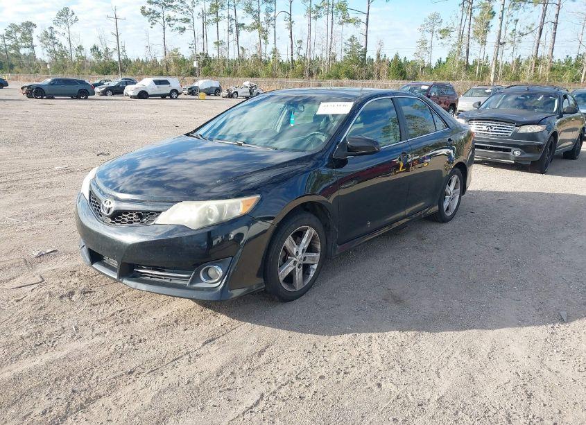 Photo 2 of 2012 Toyota Camry SE (VIN 4T1BF1FK2CU179110)