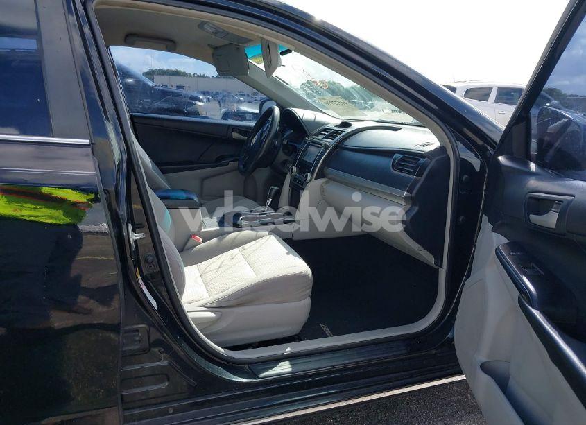 Photo 5 of 2012 Toyota Camry LE (VIN 4T1BF1FK2CU190706)