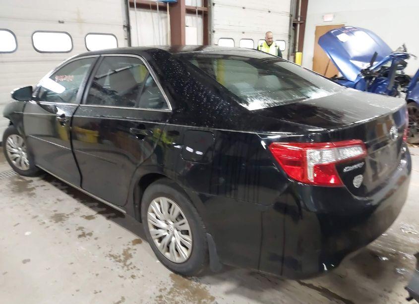 Photo 3 of 2012 Toyota Camry LE (VIN 4T1BF1FK2CU191659)