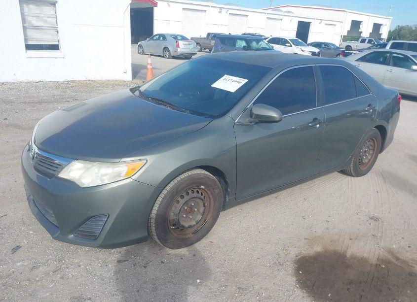Photo 2 of 2012 Toyota Camry L (VIN 4T1BF1FK2CU508792)
