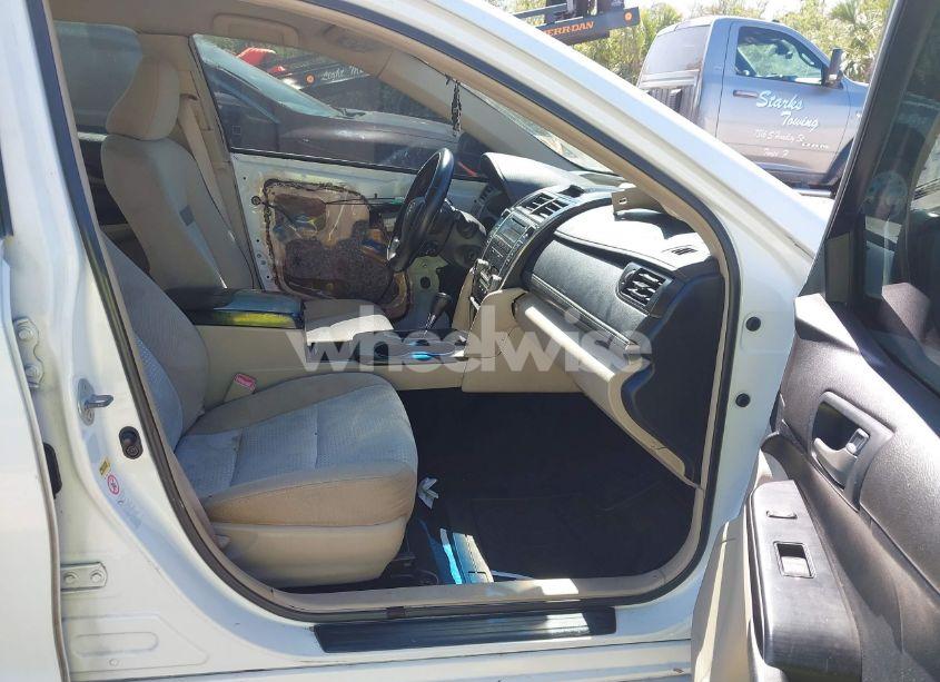 Photo 5 of 2012 Toyota Camry L (VIN 4T1BF1FK2CU511336)