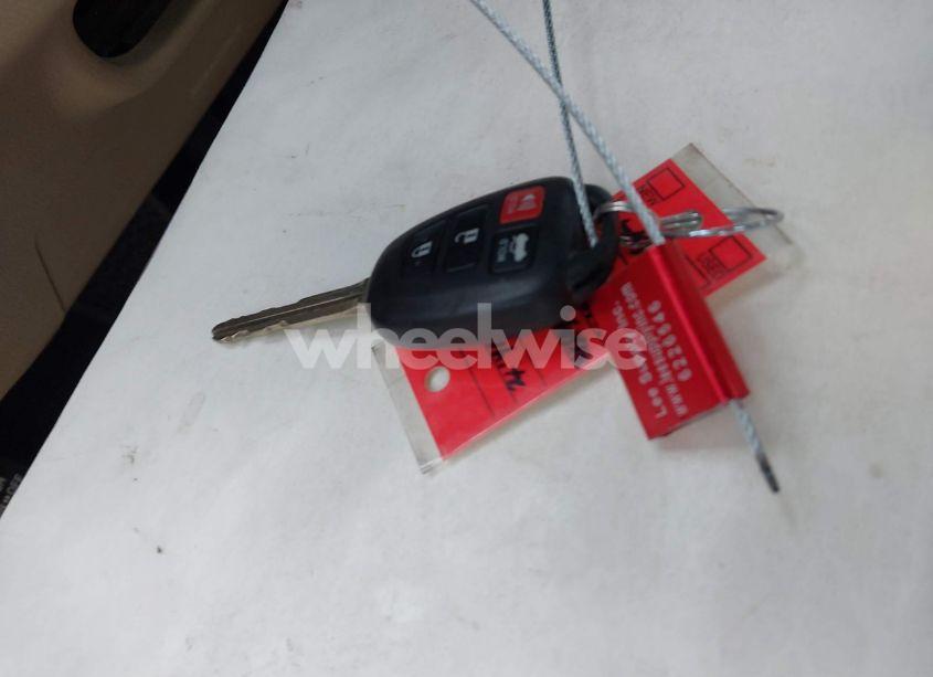 Photo 11 of 2012 Toyota Camry LE (VIN 4T1BF1FK2CU532008)