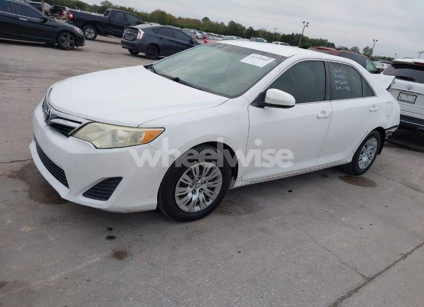 Photo 2 of 2012 Toyota Camry LE (VIN 4T1BF1FK2CU532008)