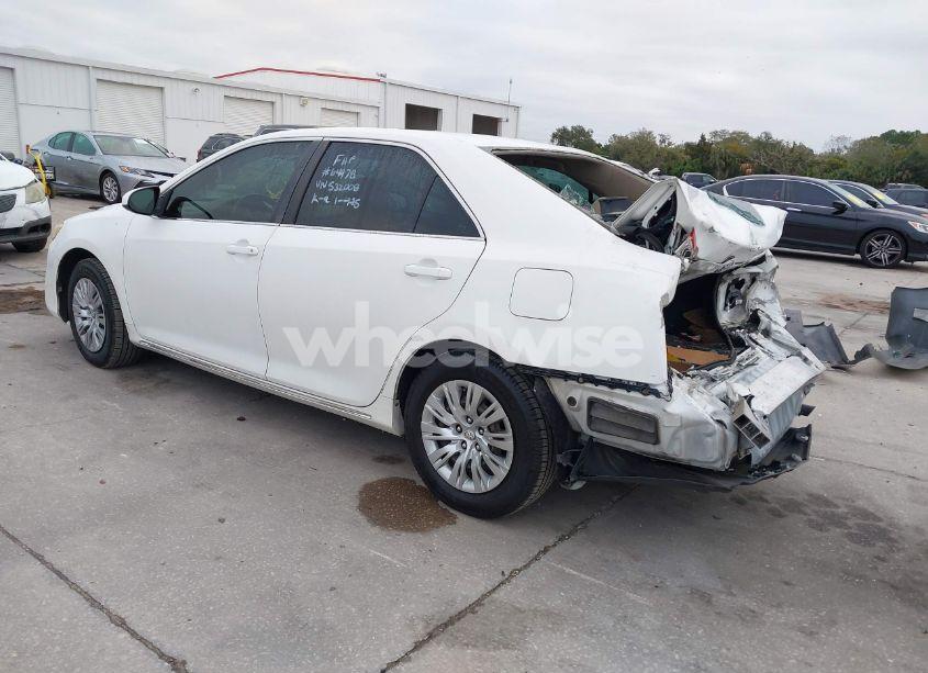 Photo 3 of 2012 Toyota Camry LE (VIN 4T1BF1FK2CU532008)