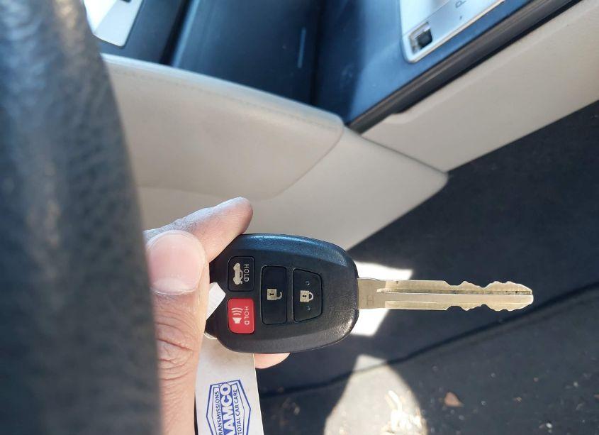 Photo 11 of 2012 Toyota Camry LE (VIN 4T1BF1FK2CU551819)