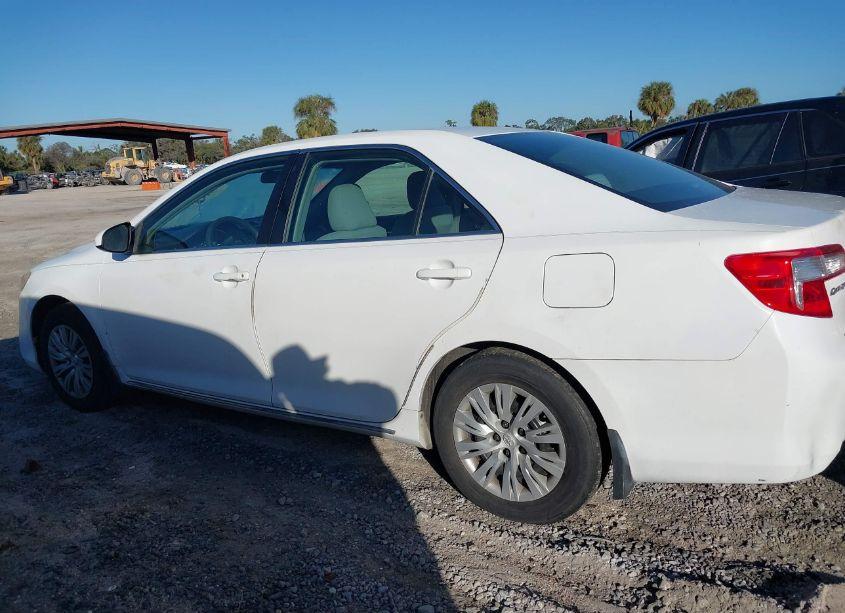 Photo 14 of 2012 Toyota Camry LE (VIN 4T1BF1FK2CU551819)