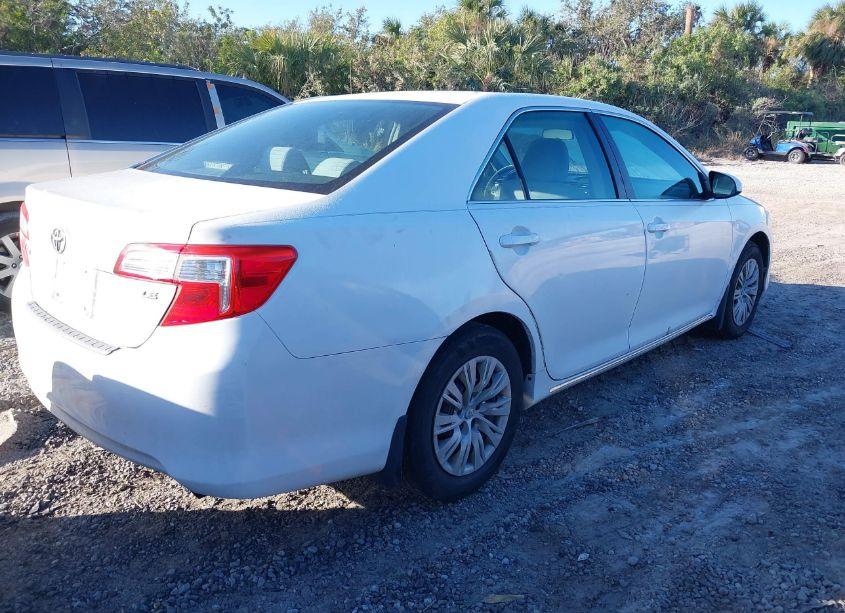 Photo 4 of 2012 Toyota Camry LE (VIN 4T1BF1FK2CU551819)