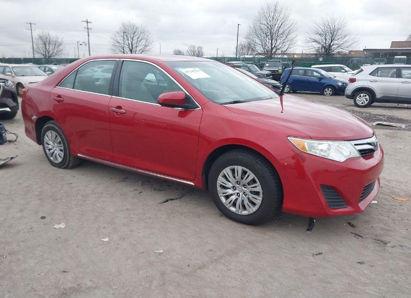 2012 Toyota Camry LE (VIN 4T1BF1FK2CU578017) main photo