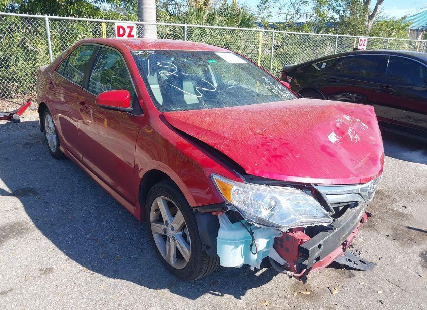 2012 Toyota Camry SE (VIN 4T1BF1FK2CU615096) main photo
