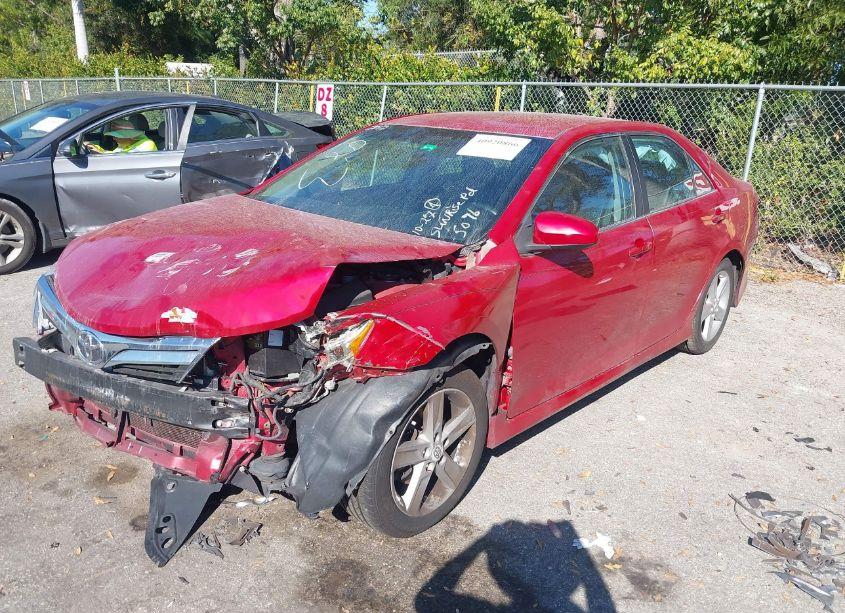 Photo 2 of 2012 Toyota Camry SE (VIN 4T1BF1FK2CU615096)